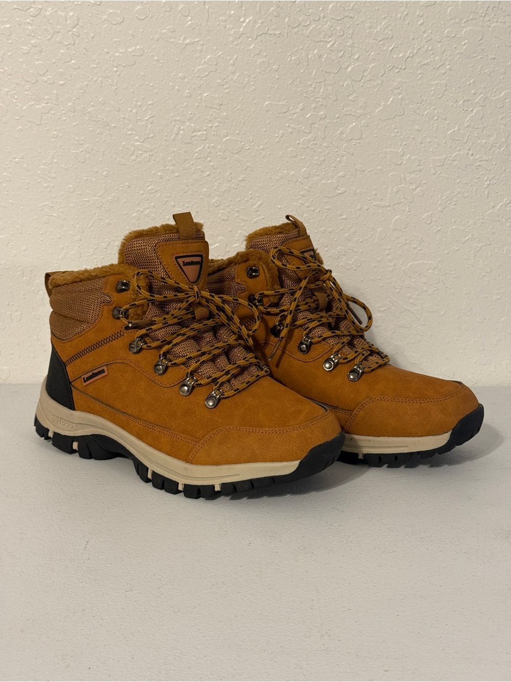 Lamincoa Men’s Hiking Boots Water Resistant Warm Faux Fur Winter Snow Size 9